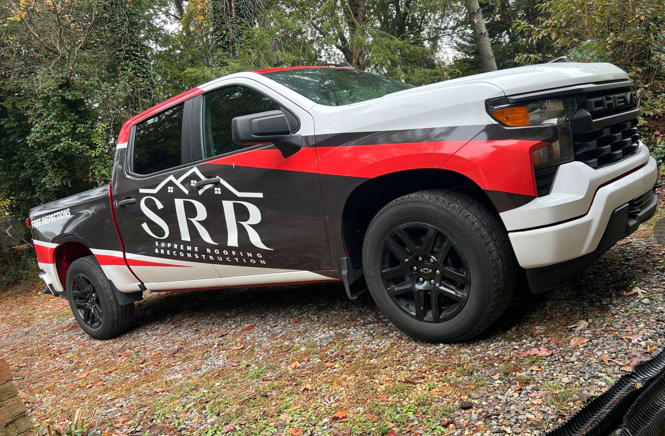 Supreme Roofing SRR truck serving Aragon GA gutter installation